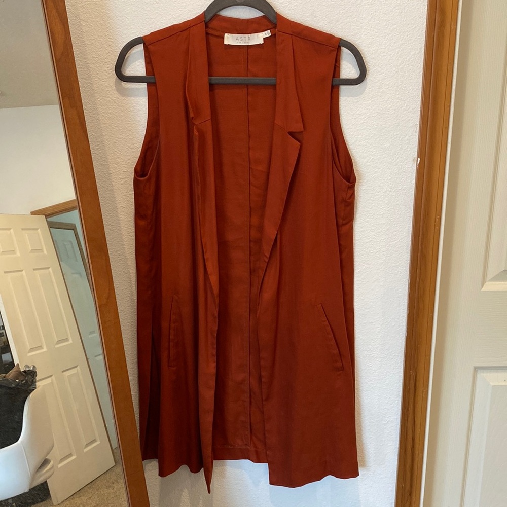 ASTR Sleeveless Long - Line Waistcoat